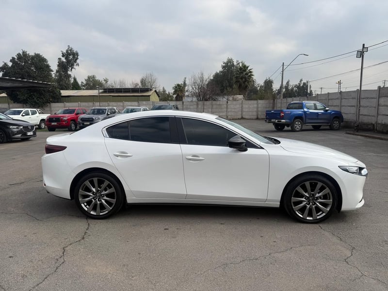 Mazda NEW 3 2.0 AUT 2023 - Imagen 6 de 20