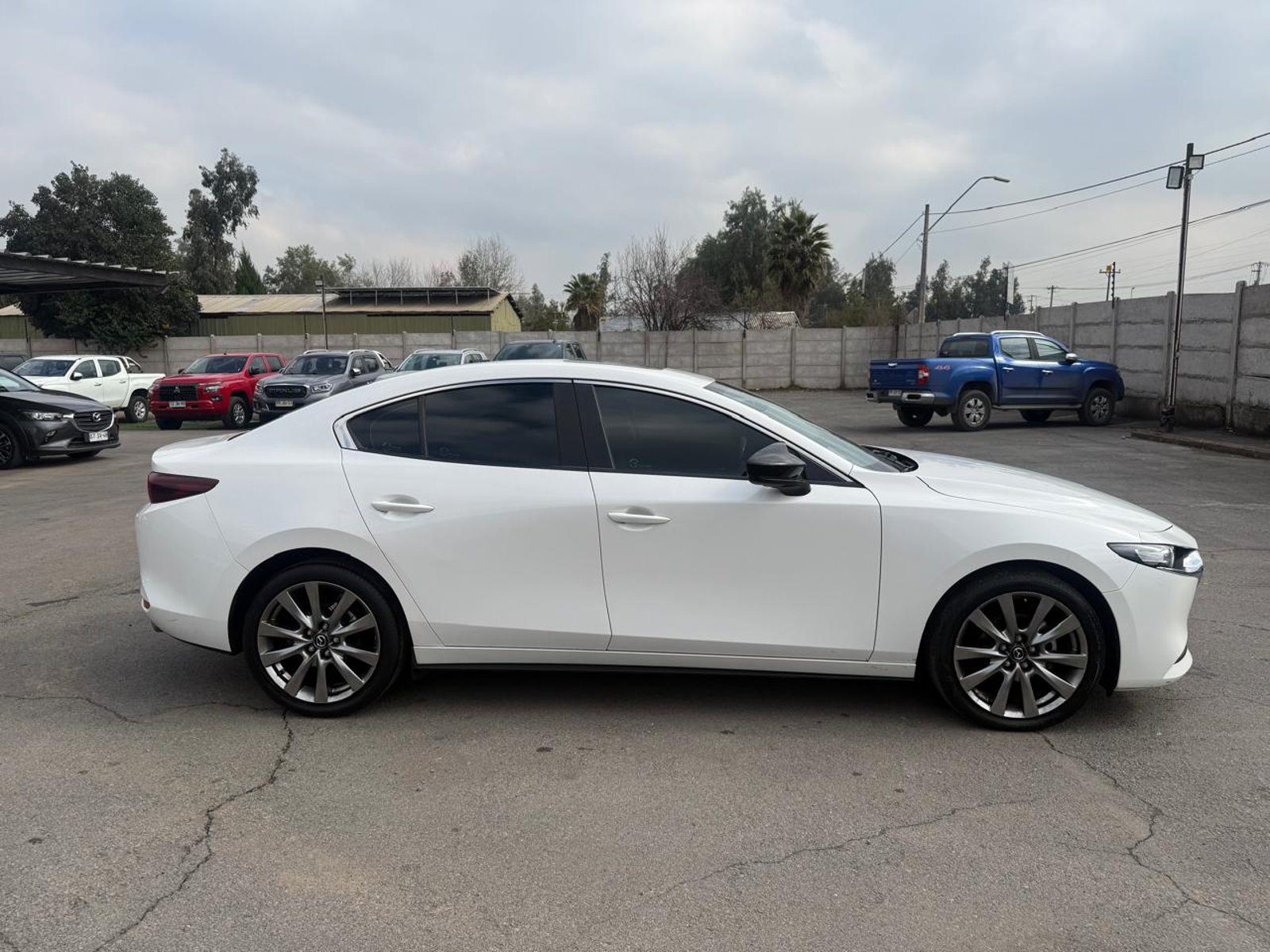 Mazda NEW 3 2.0 AUT 2023 - Imagen 6 de 20