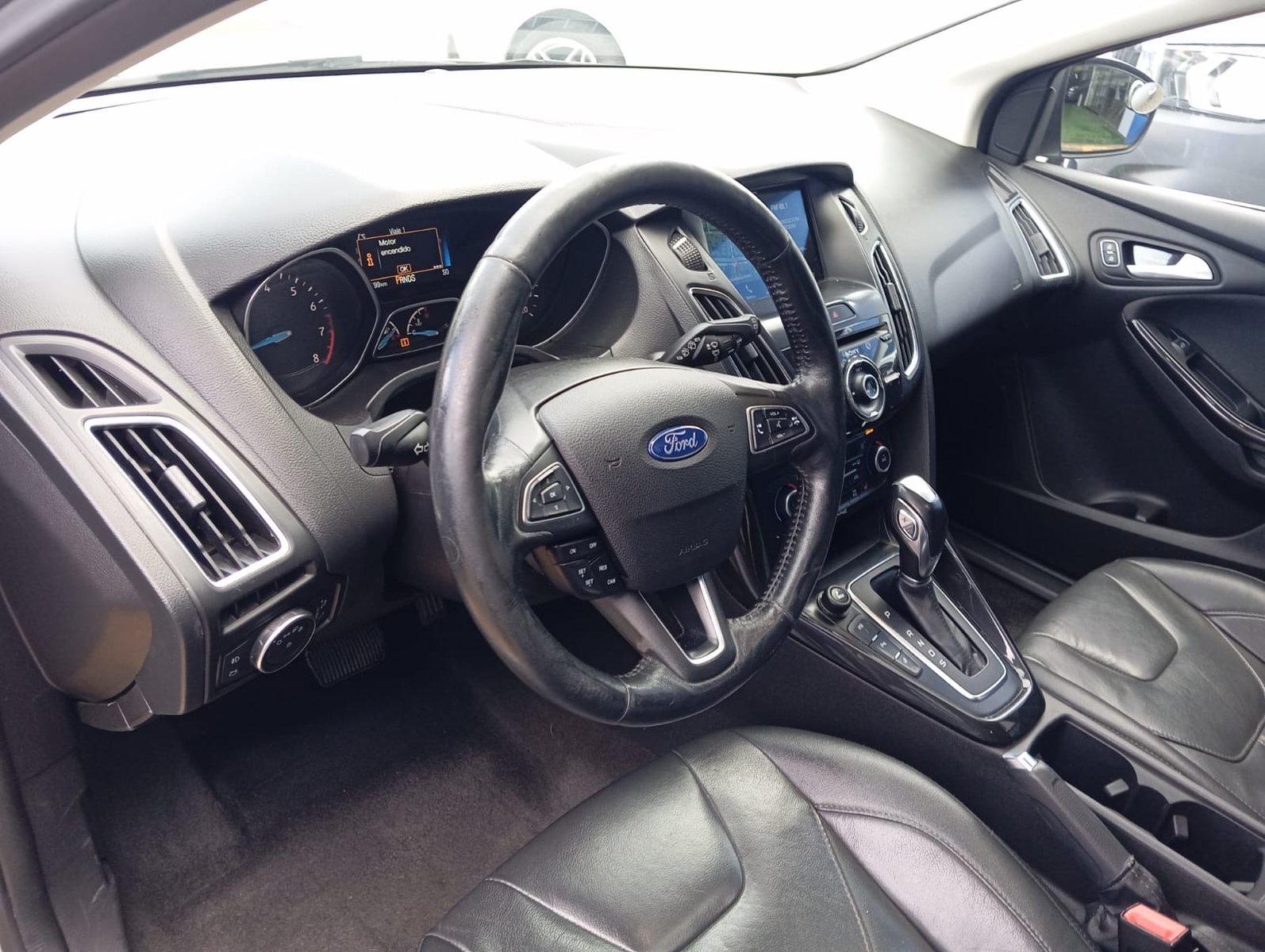 Ford FOCUS TITANIUM 2.0 AUT 2019 - Imagen 10 de 14