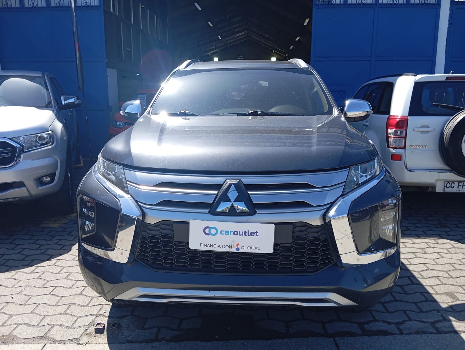 Mitsubishi MONTERO SPORT 2.4 2WD MT 2022 - Imagen 6 de 12