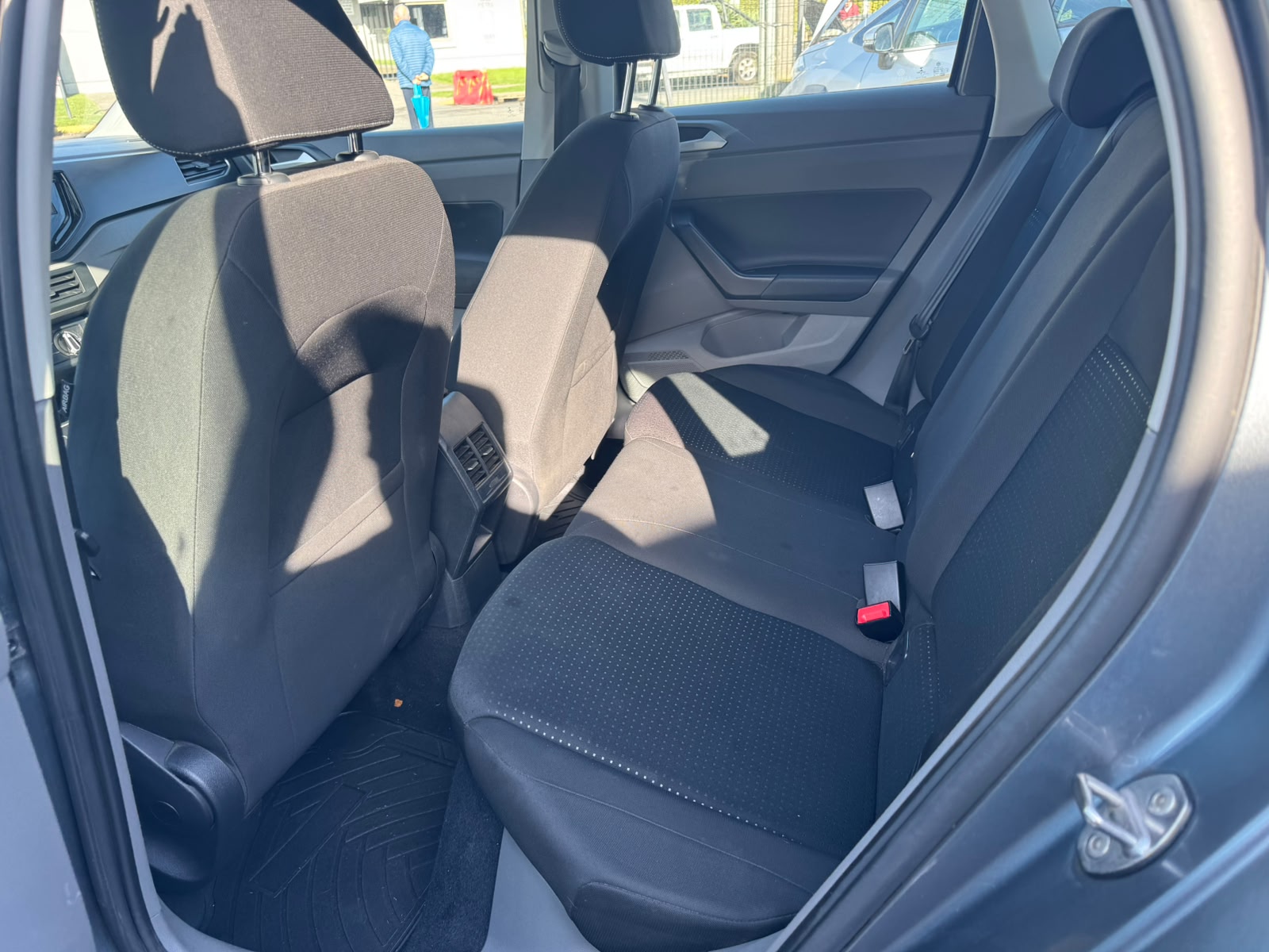 VOLKSWAGEN POLO HB 1.6/100 2019 - Imagen 7 de 10