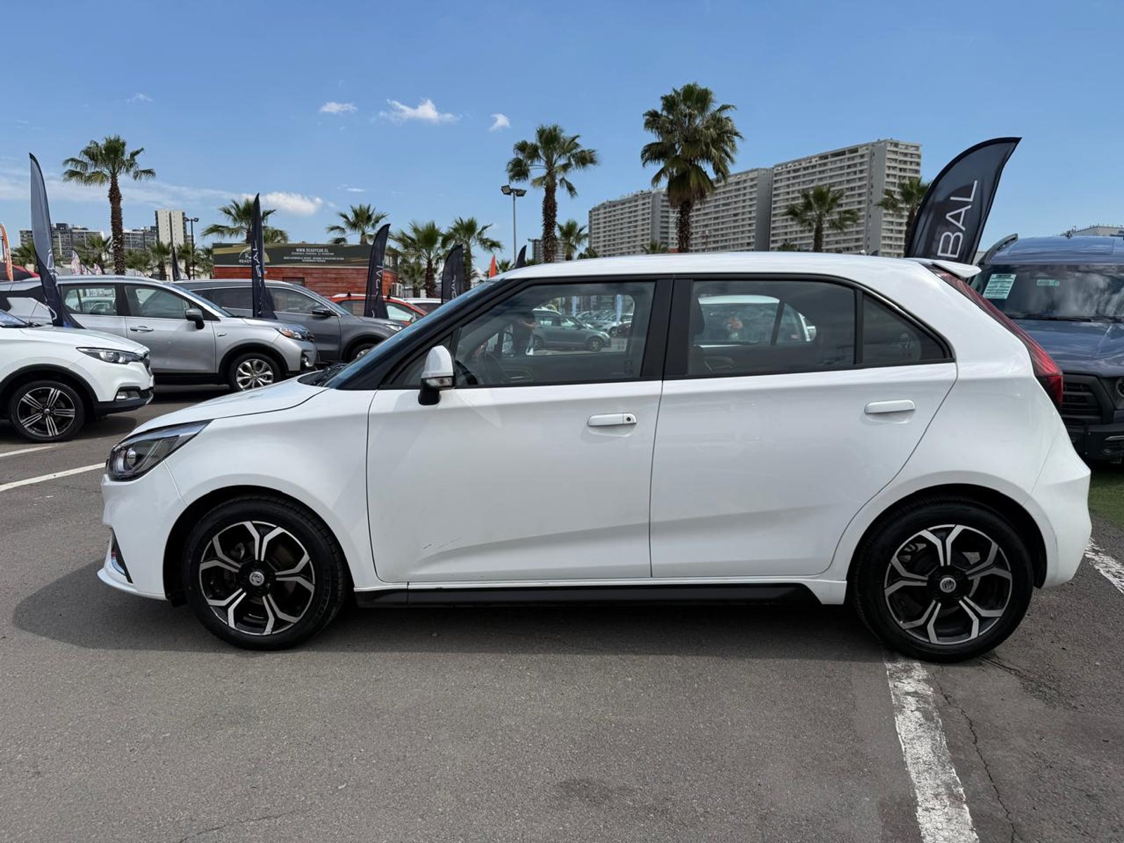 MG 3 HATCH BACK 1.5 2022 - Foto 2 de 20