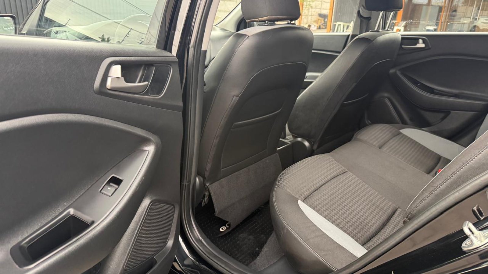 HYUNDAI I20 IB ACTIVE HB 1.4 2020 - Imagen 19 de 20