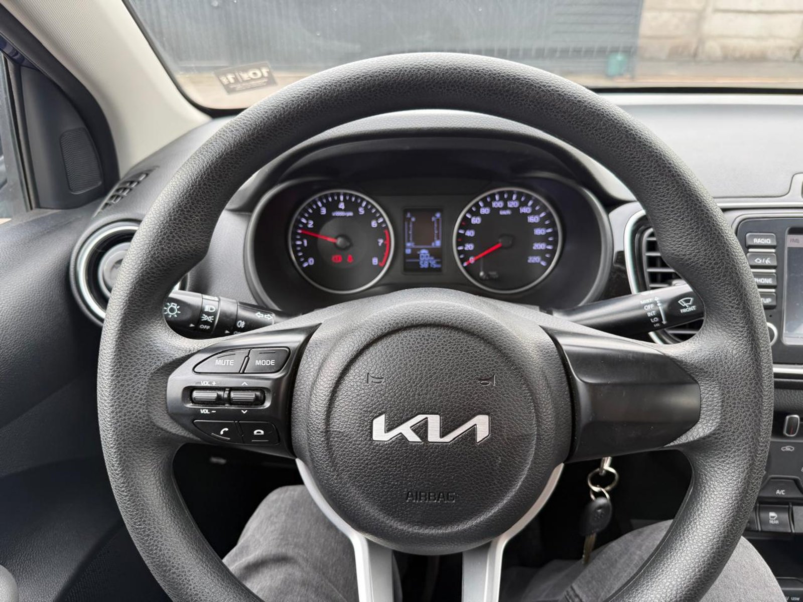 Kia SOLUTO MPI 1.4 2025 - Imagen 13 de 20