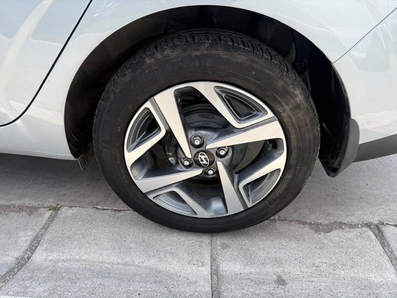 Hyundai GRAND I10 1.2 AUT 2025 - Imagen 19 de 20