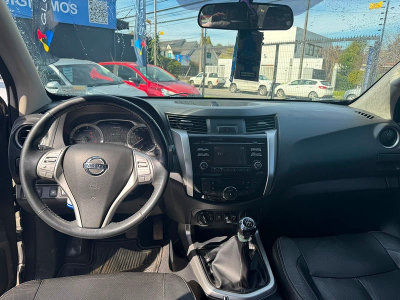 Nissan NP300 NAVARA DCAB 4X4 2.3 2020 - Imagen 8 de 10