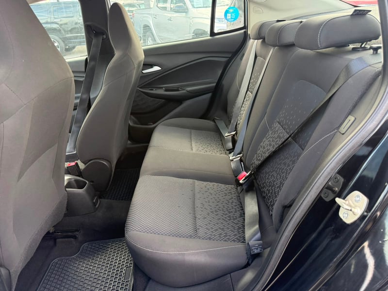 Chevrolet ONIX NB LT 1.0T 2022 - Imagen 16 de 19