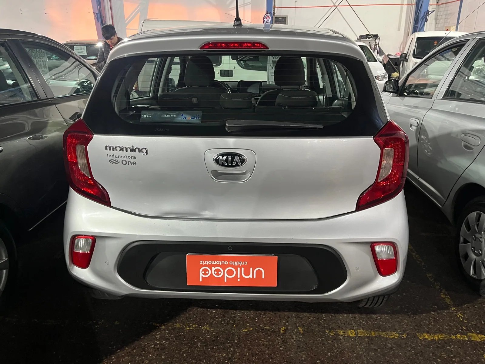Kia Morning Ex 2017 - Foto 2 de 5