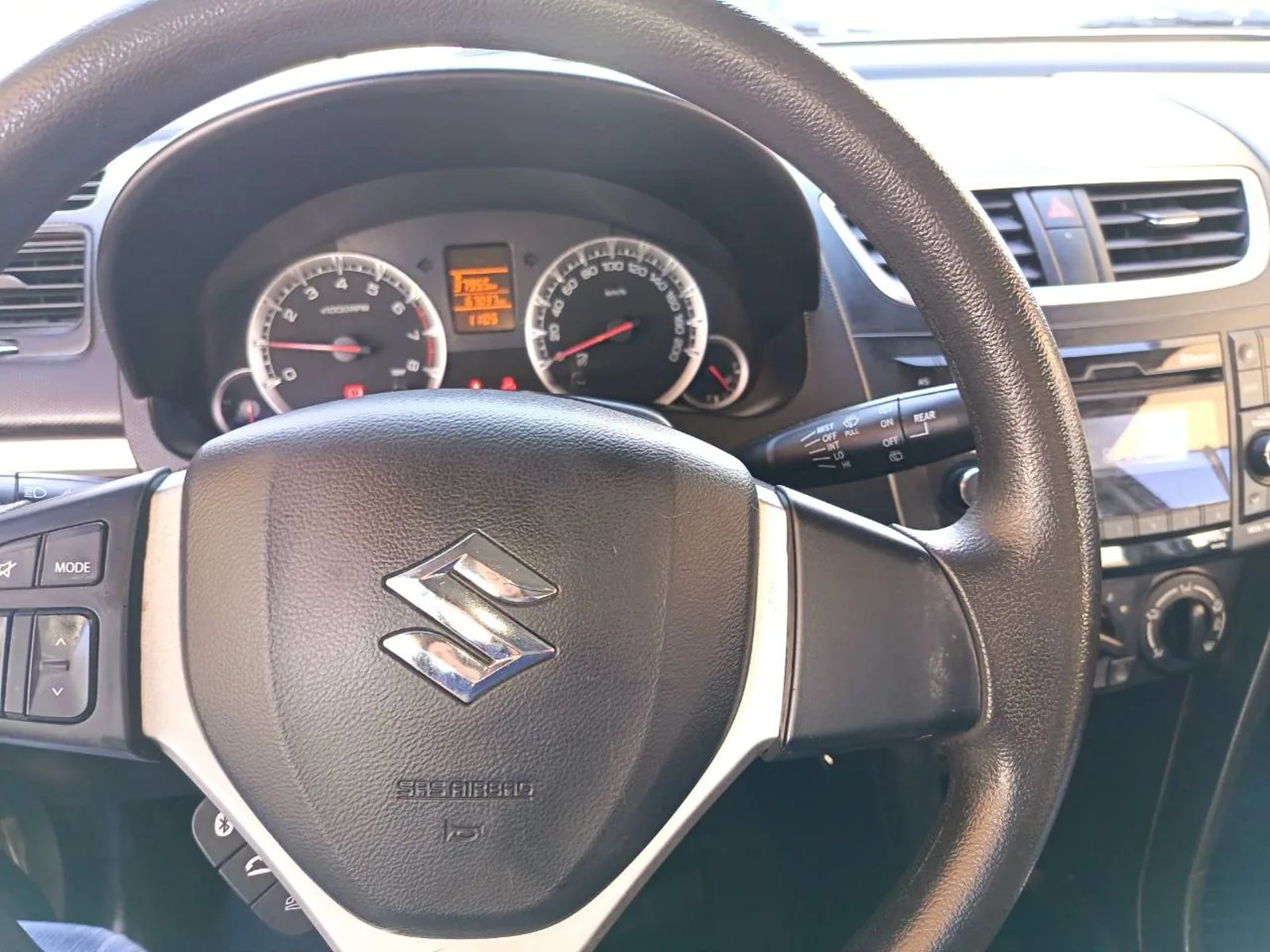 Suzuki Swift 2016 - Imagen 4 de 5