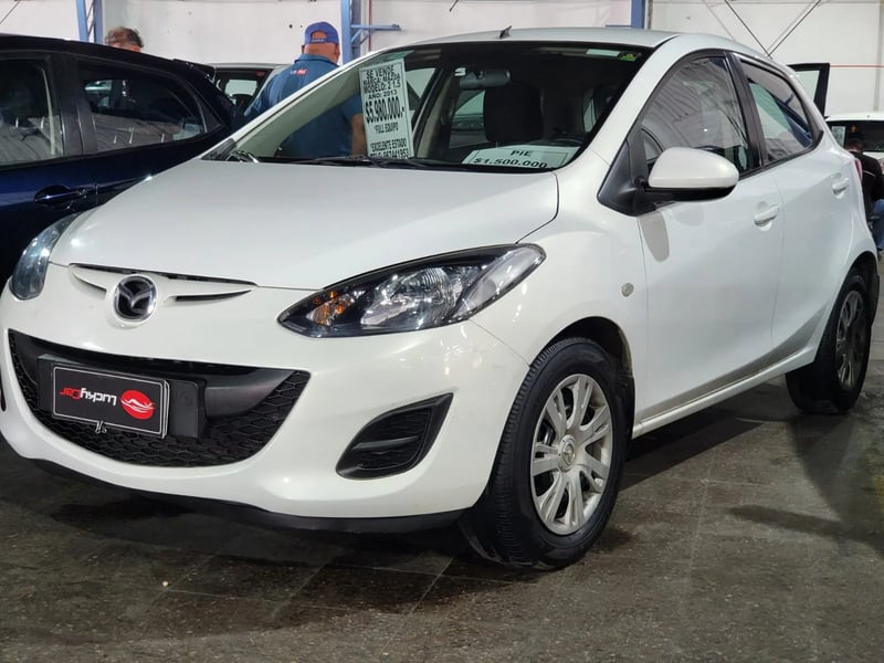 Mazda 2 2013