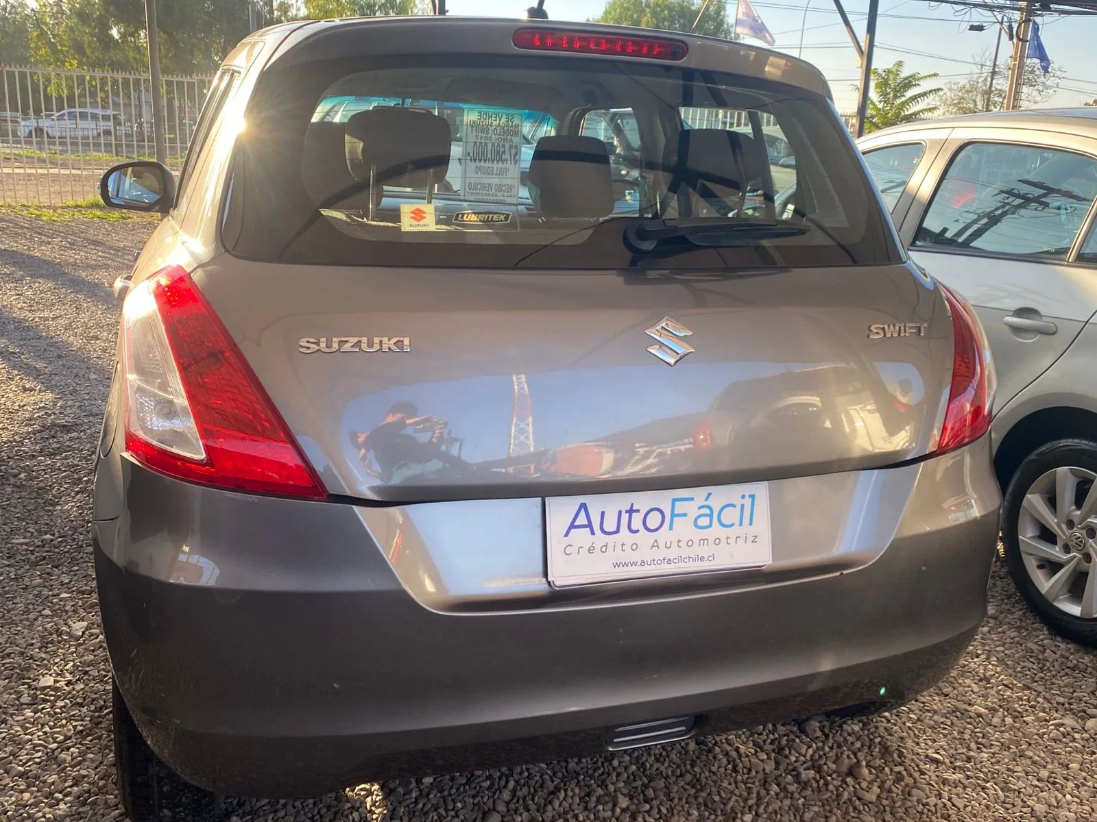 Suzuki Swift 2017 - Foto 4 de 5