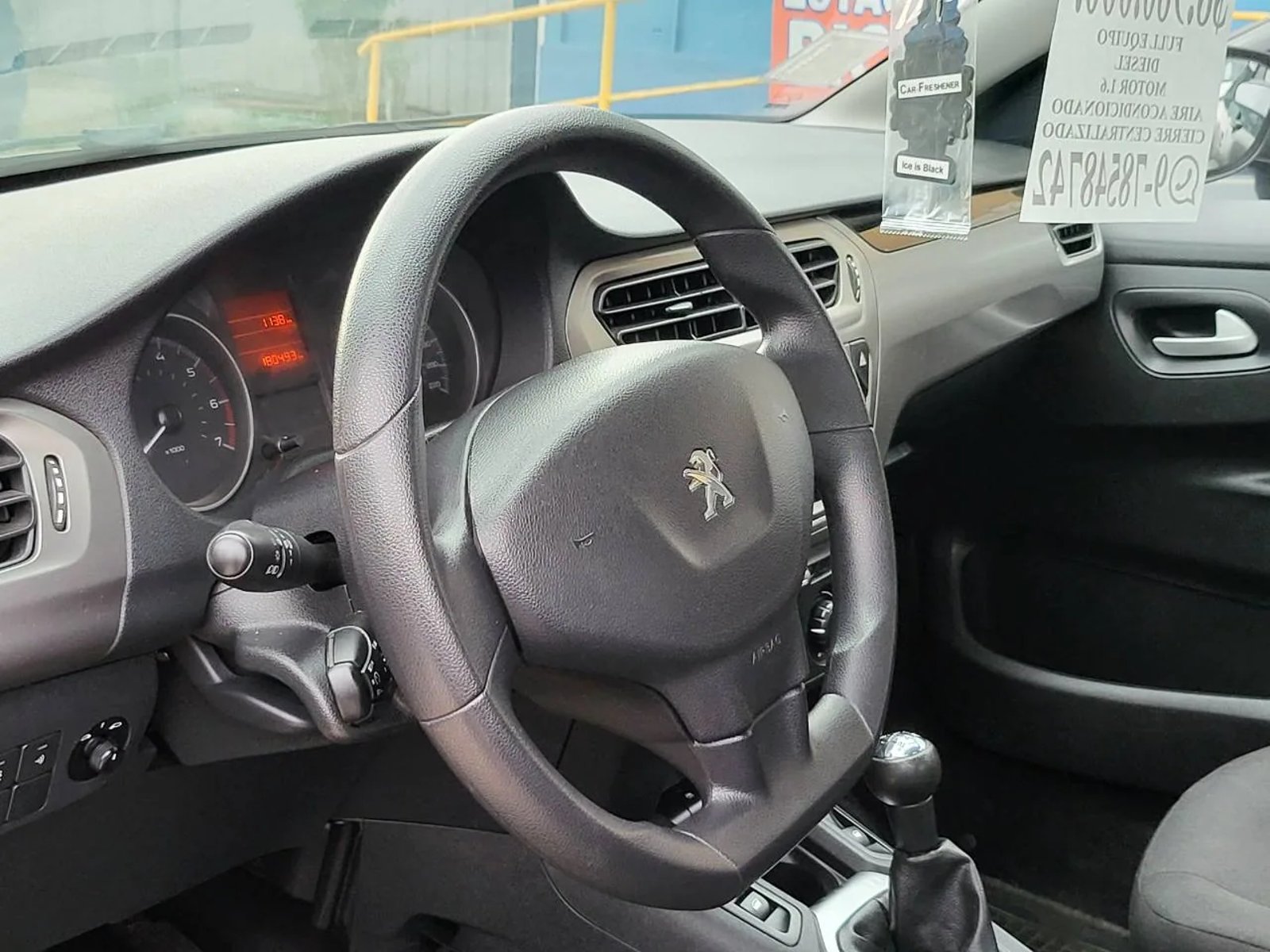 Peugeot 301 2019 - Imagen 5 de 5