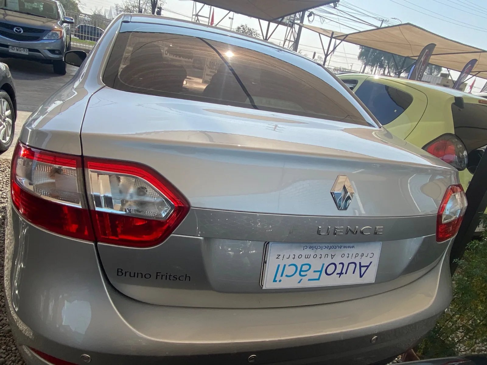 Renault Fluence 2015 - Foto 4 de 5