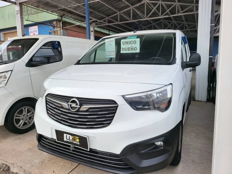 Opel Combo 2022