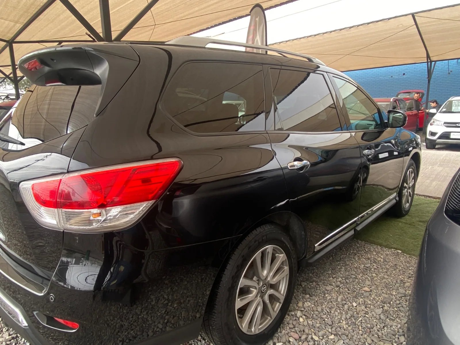 Nissan Pathfinder 2016 - Imagen 3 de 5