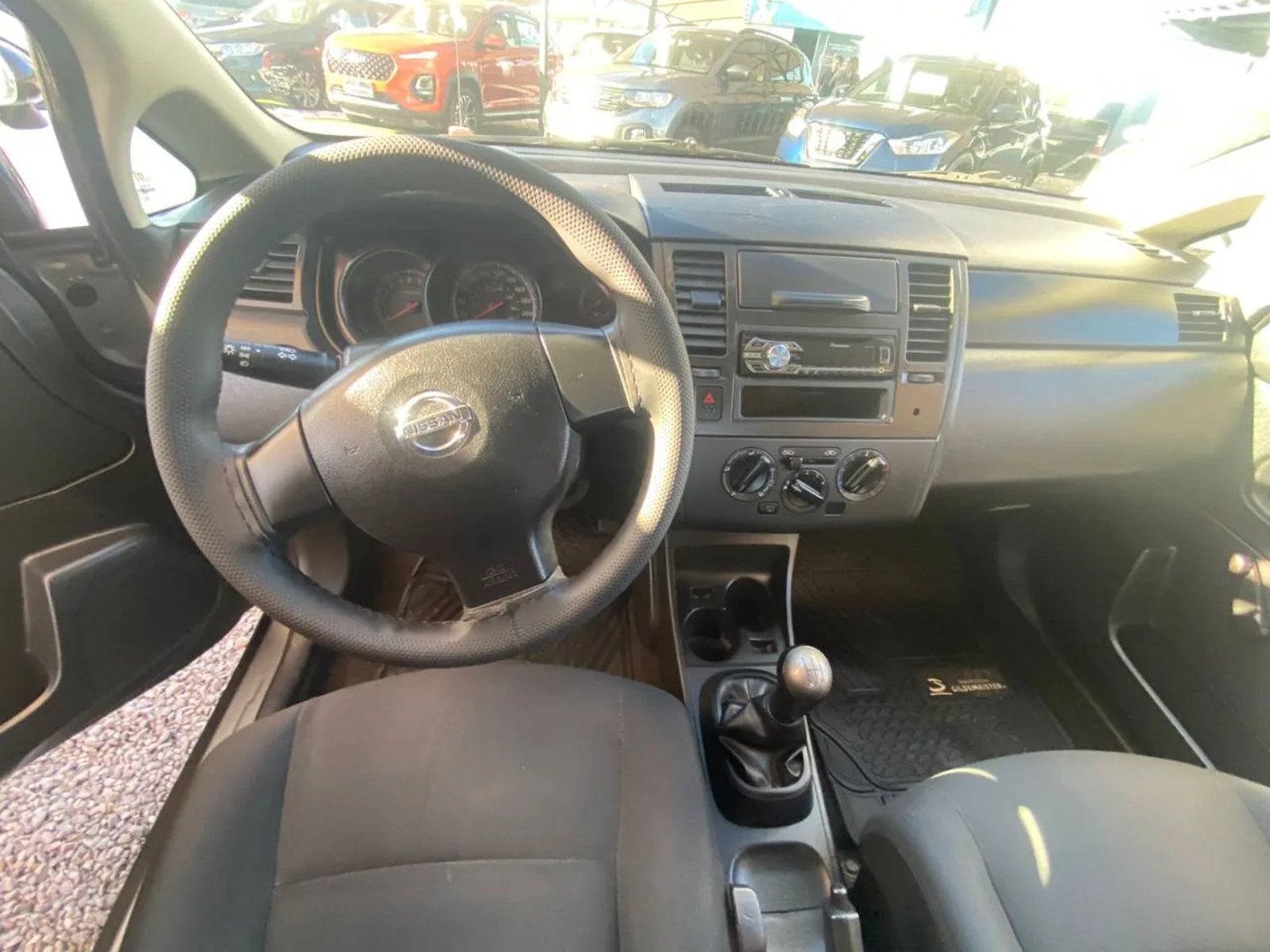 Nissan Tidda 2014 - Imagen 5 de 5