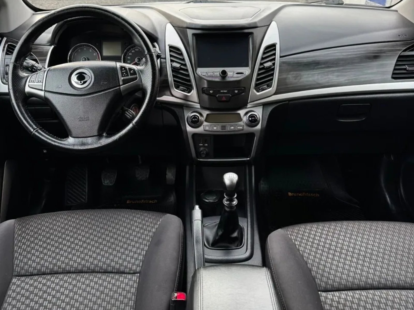 SsangYong Korando 2017 - Foto 5 de 5