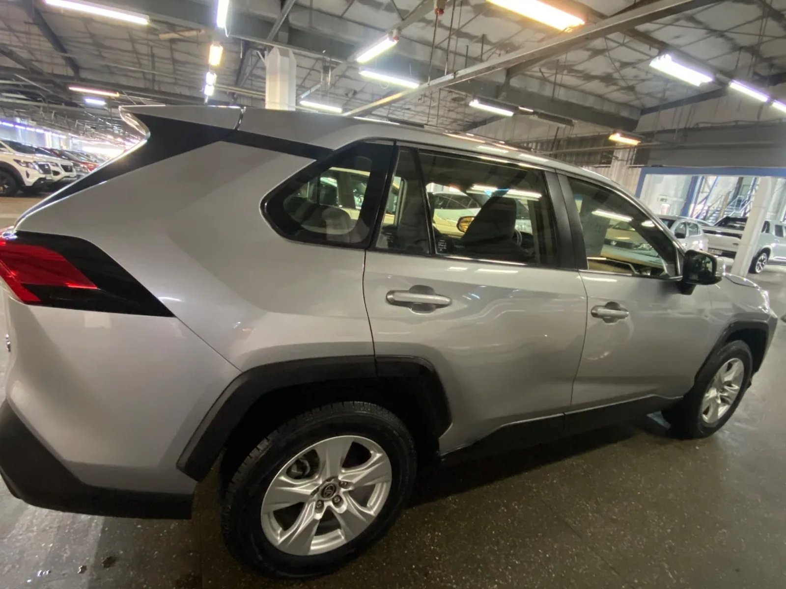 Toyota Rav 4 2020 - Foto 3 de 5