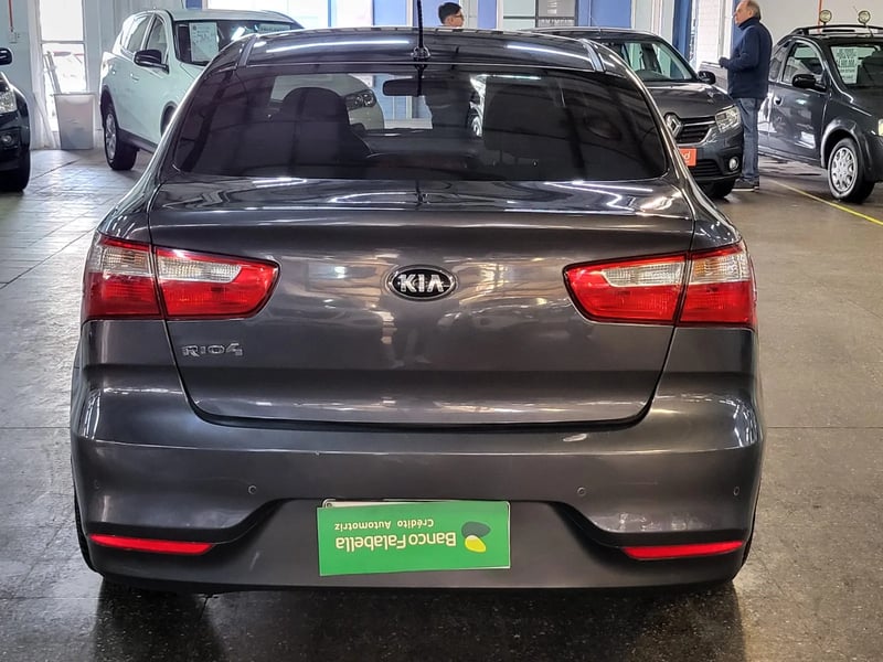 Kia Rio 4 2016 - Imagen 4 de 5