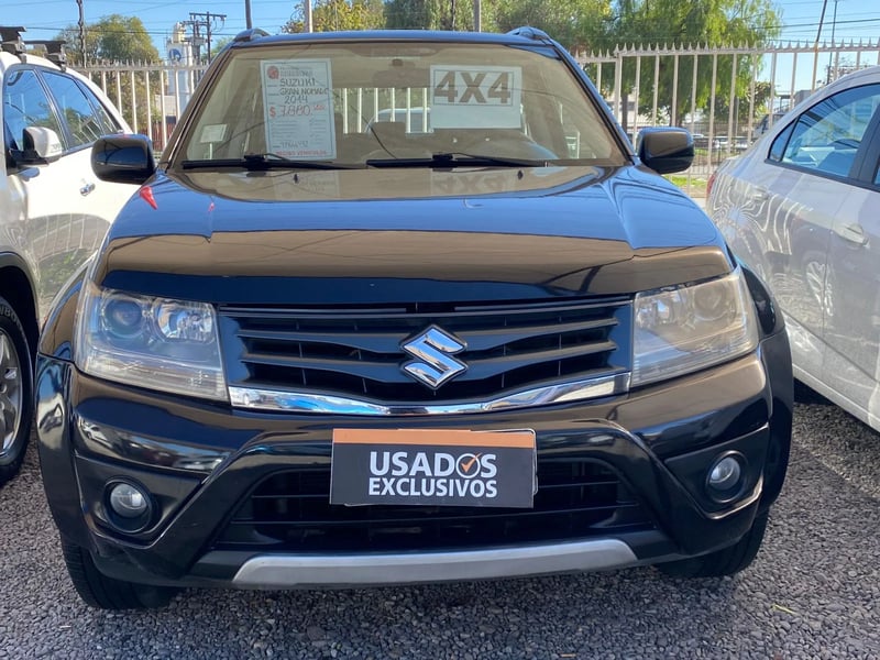 Suzuki Grand Nomade 2014