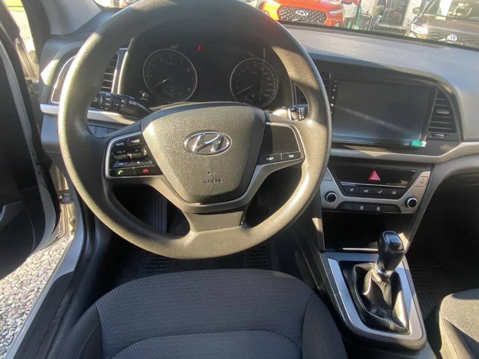Hyundai Elantra 2019 - Foto 5 de 5