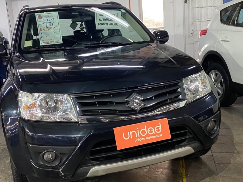 Suzuki Grand vitara glx 2013