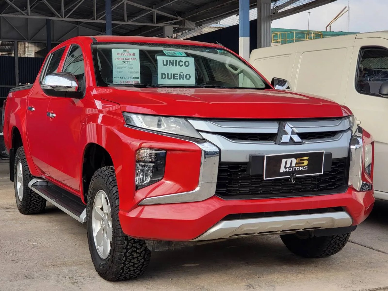Mitsubishi Katana L200 2023 - Imagen 3 de 5
