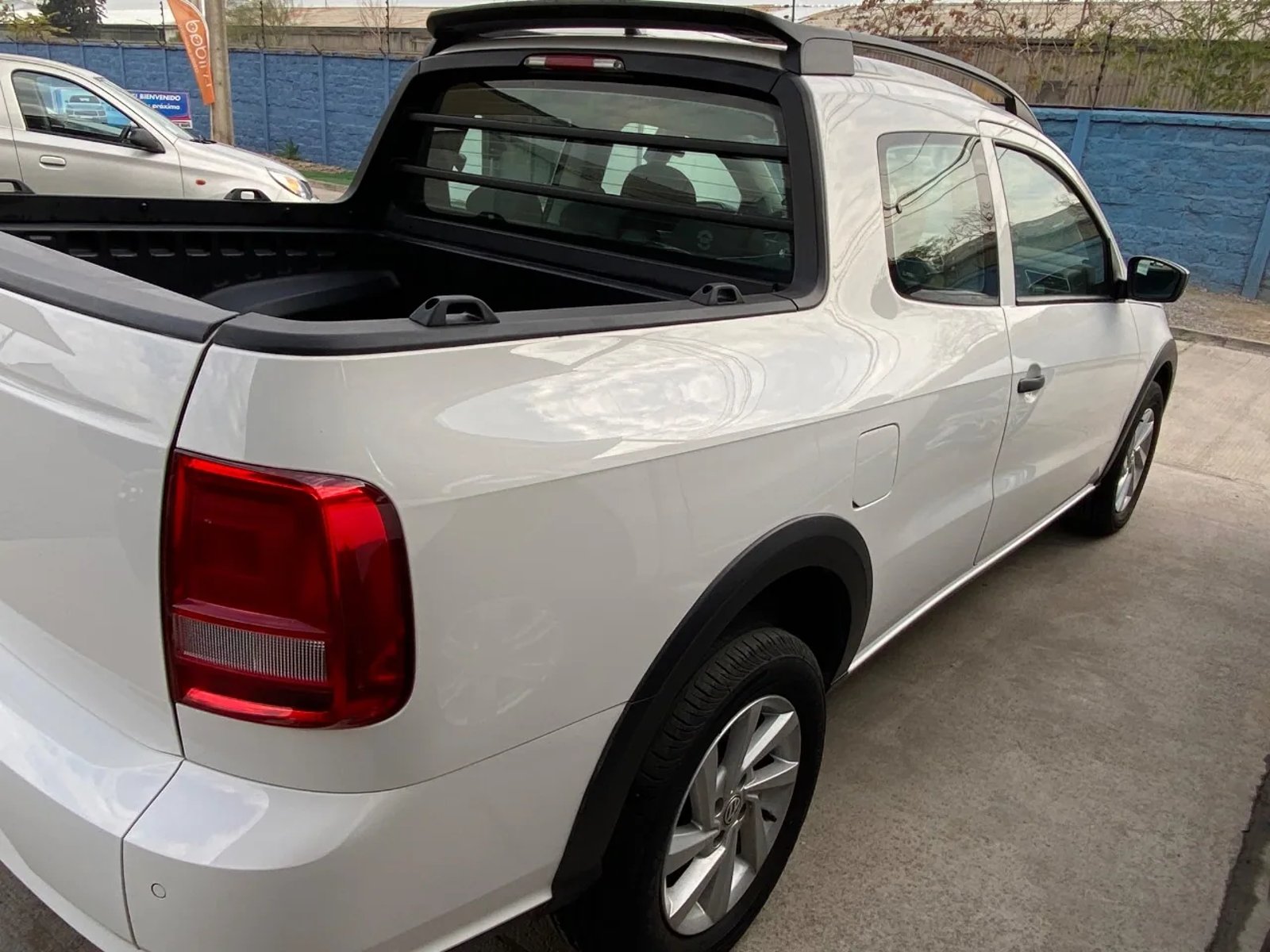 Volkswagen Saveiro 2023 - Imagen 3 de 5