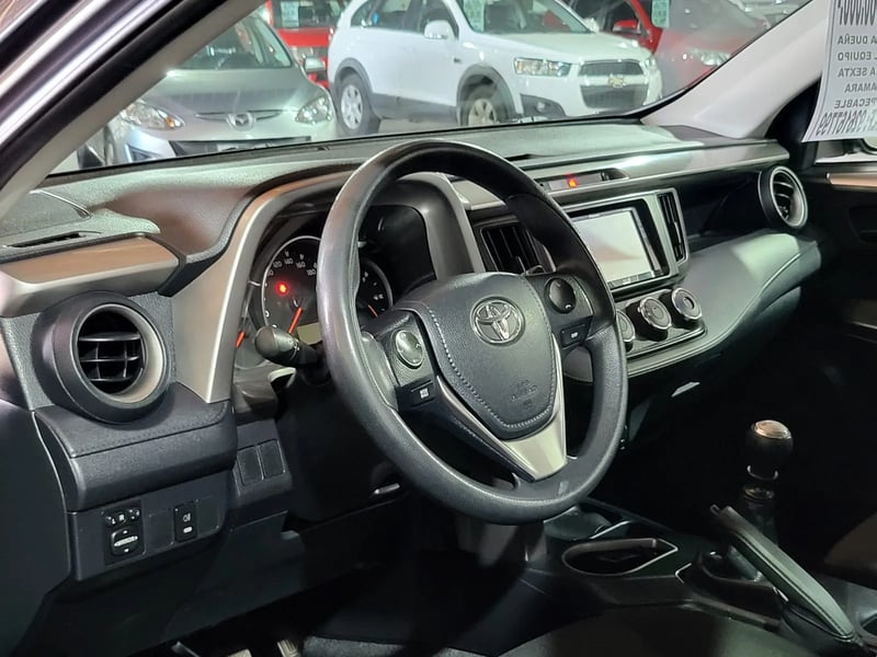 Toyota RAV4 2017 - Imagen 5 de 5