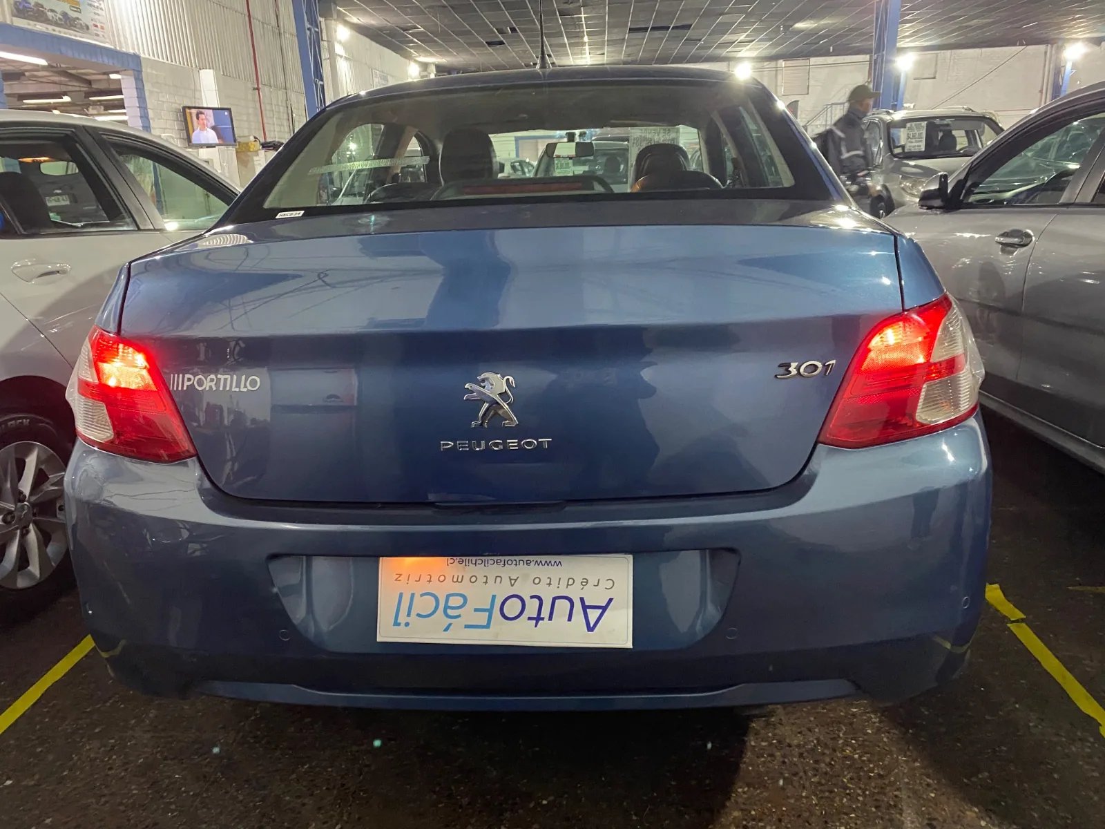 Peugeot 301 2015 - Foto 4 de 5