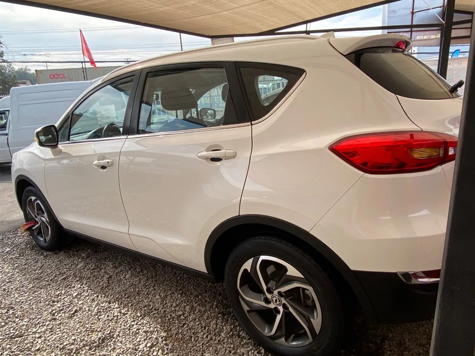 Dongfeng Ax5 turbo 2019 - Foto 2 de 5