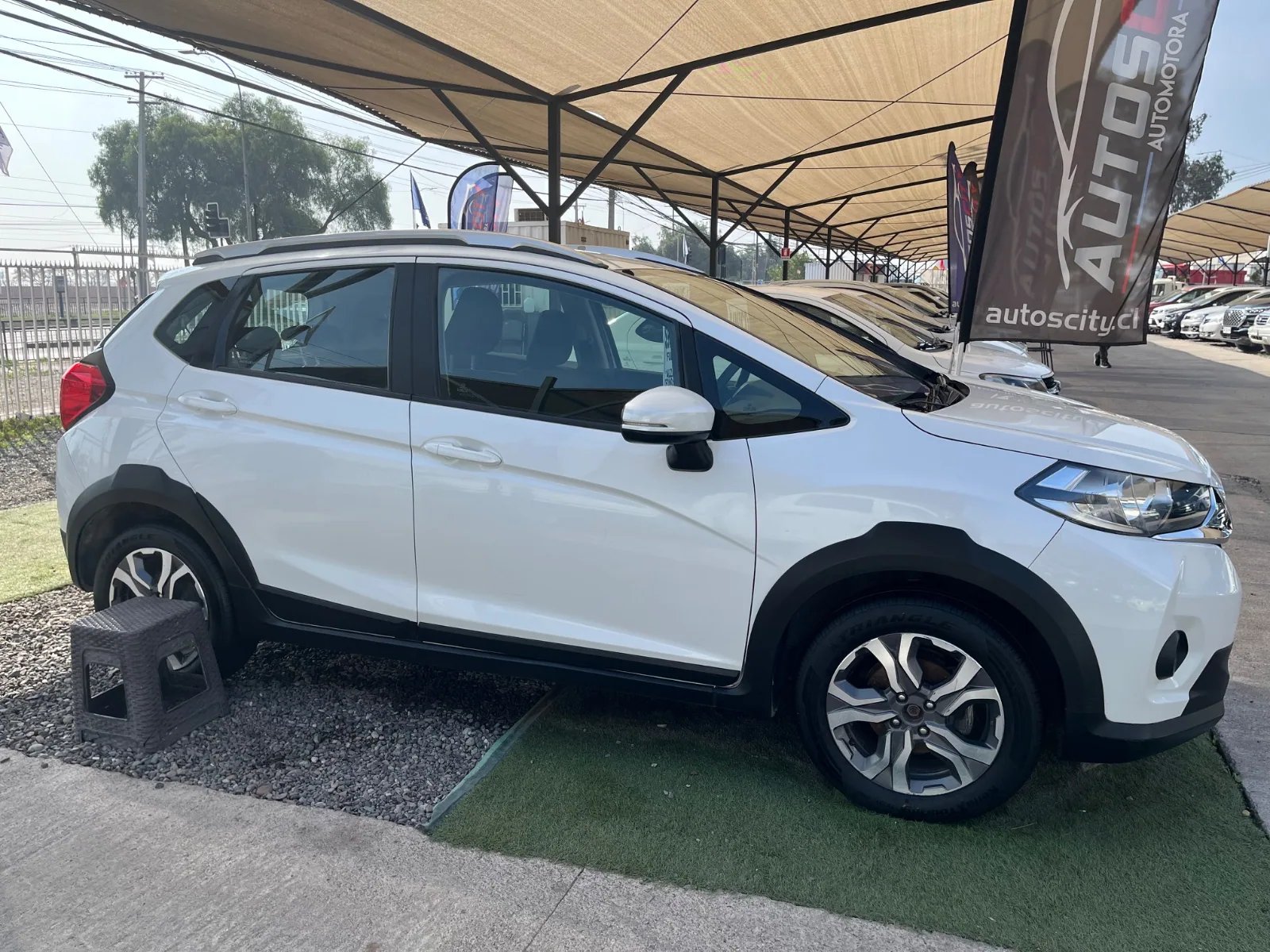 Honda WRV EX 2019 - Foto 3 de 5