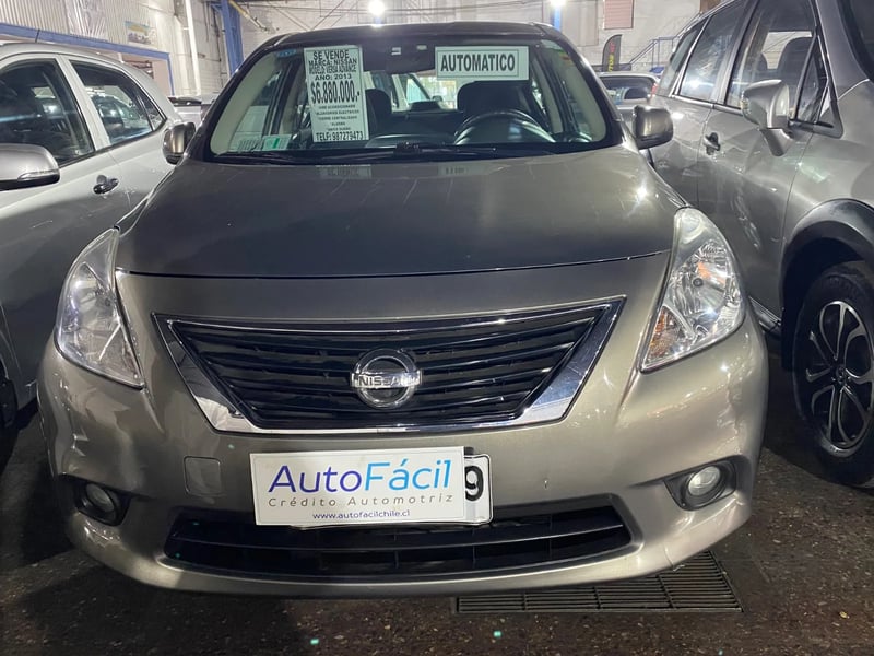 Nissan Versa advance 2013