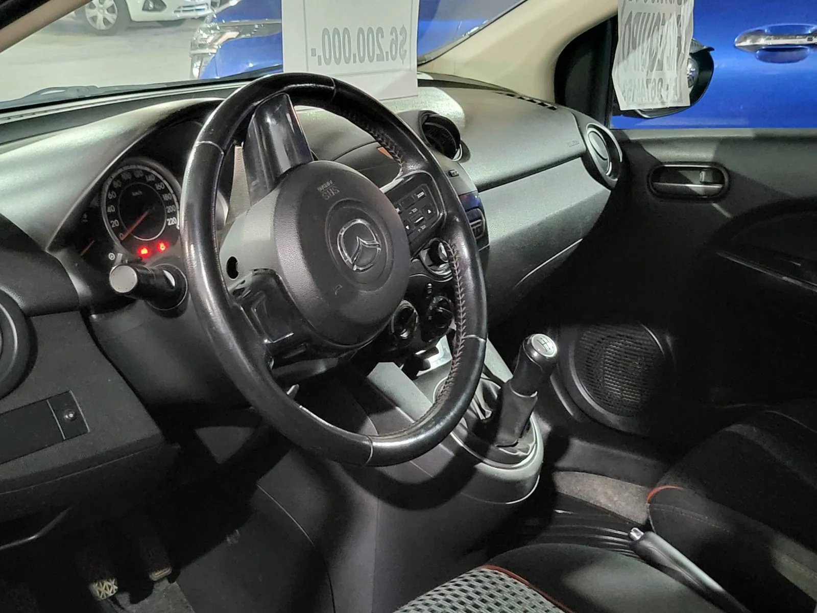 Mazda 2 2015 - Imagen 5 de 5