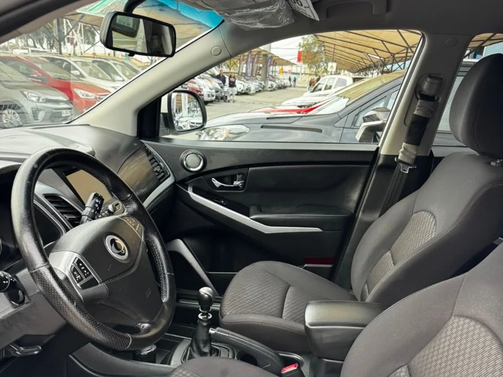 SsangYong Korando 2017 - Foto 3 de 5