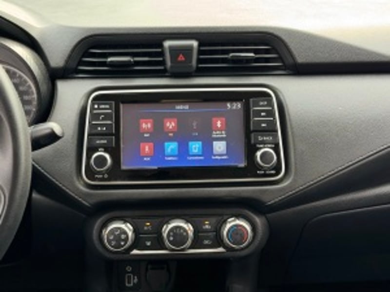 Nissan Versa 2024 - Imagen 16 de 20