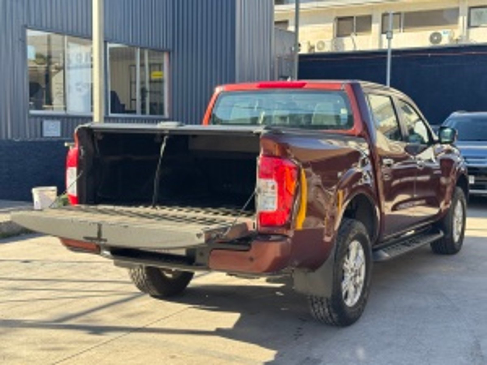 4x4 Único Dueño Nissan Navara 2023 - Imagen 7 de 20