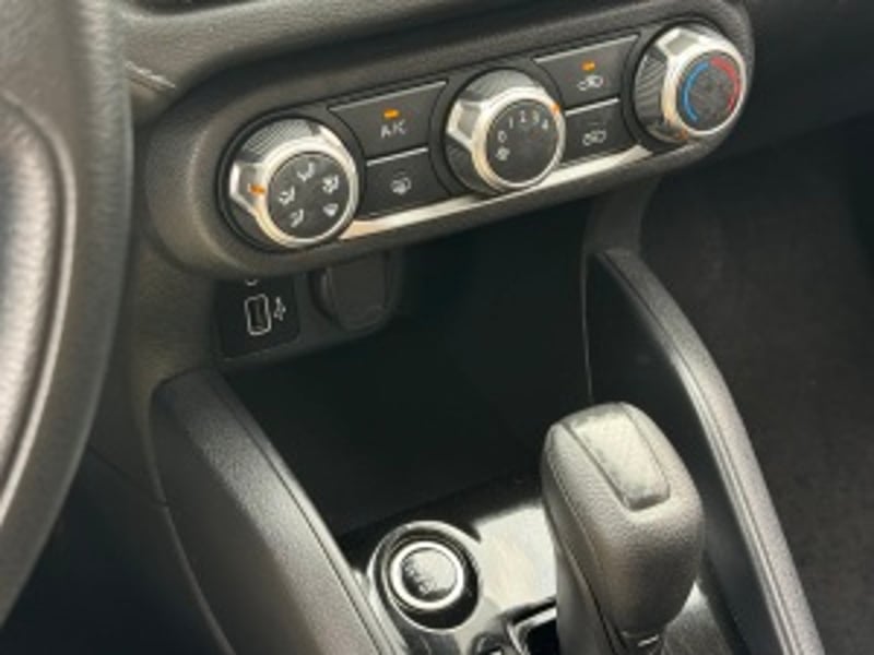 Nissan Versa 2024 - Imagen 18 de 20