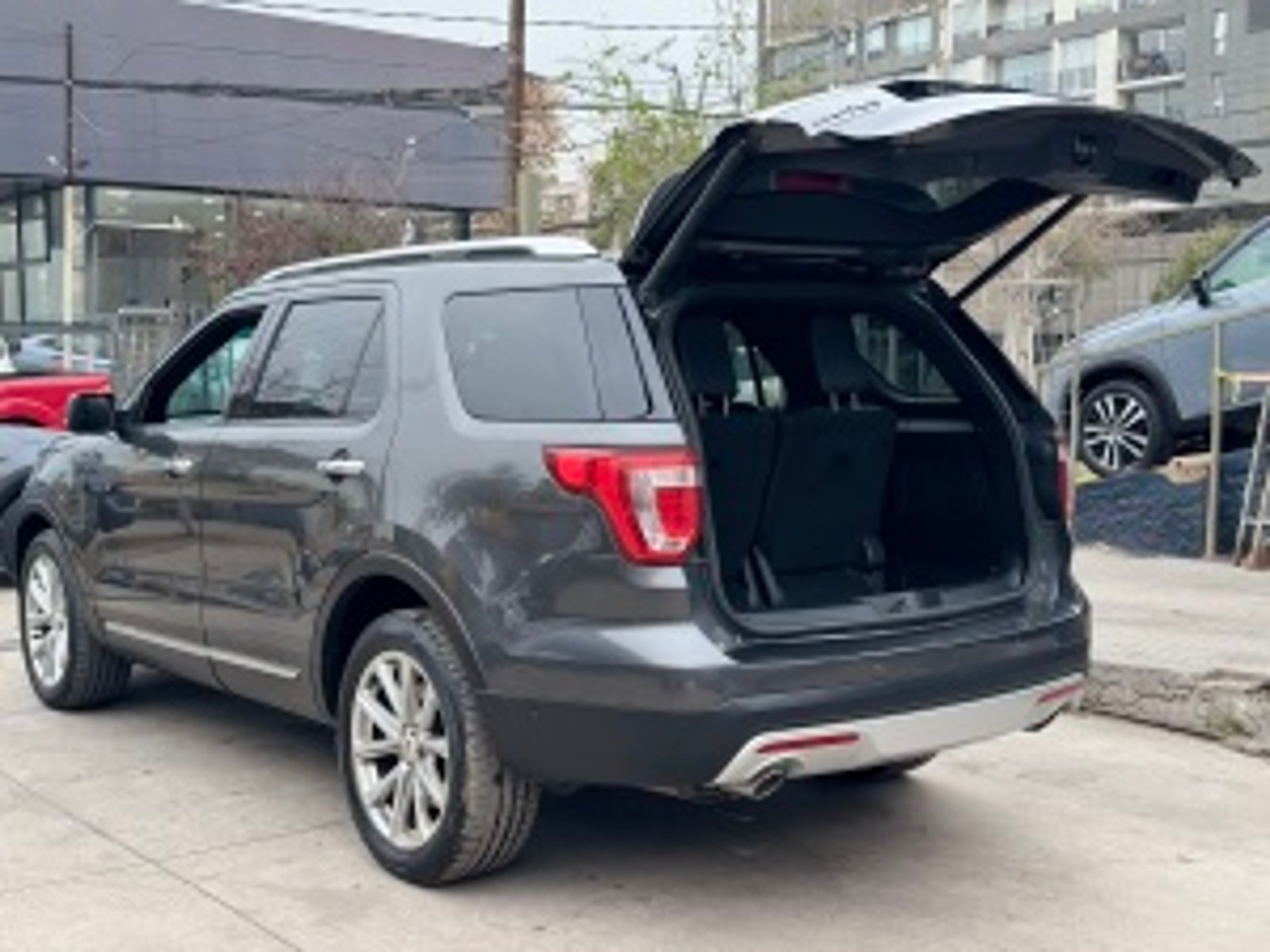 Ford Explorer 2017 - Imagen 8 de 20