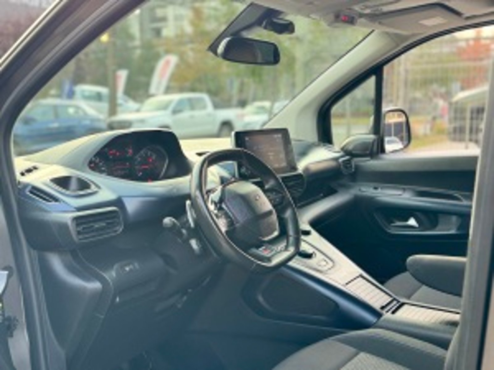 Peugeot Rifter 2022 - Imagen 17 de 20