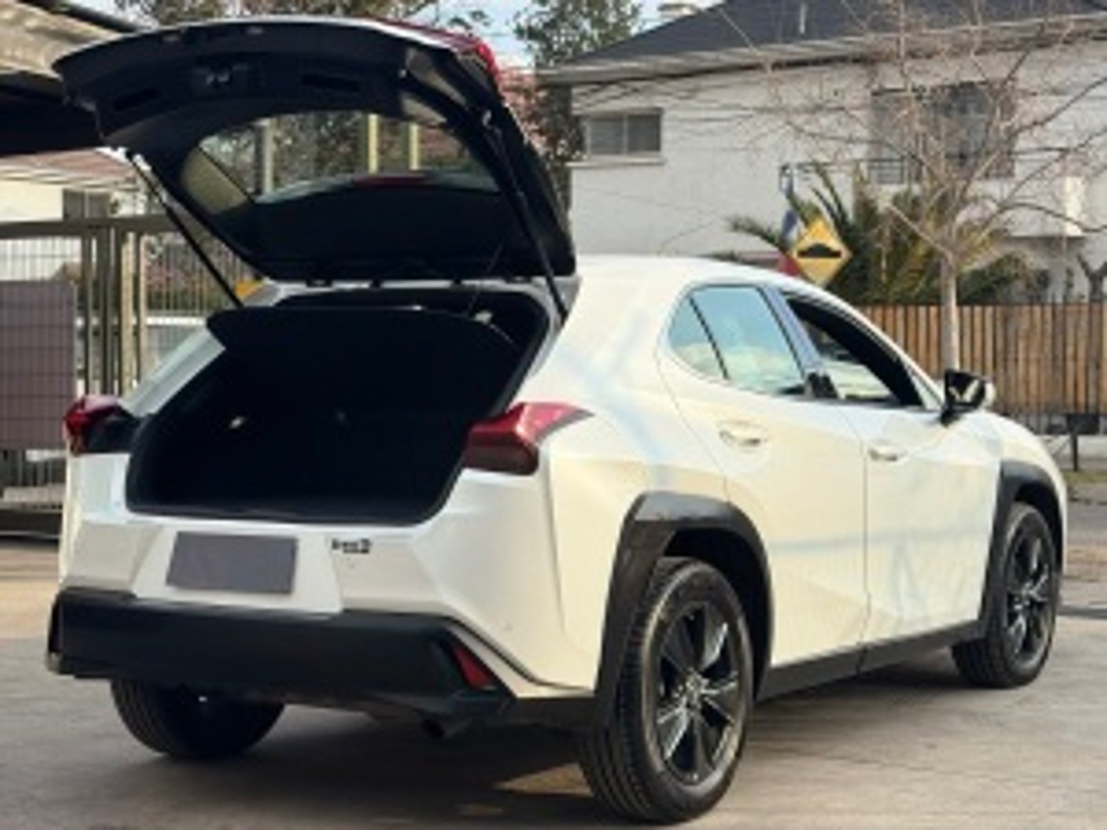 Lexus Ux200 2023 - Imagen 9 de 20