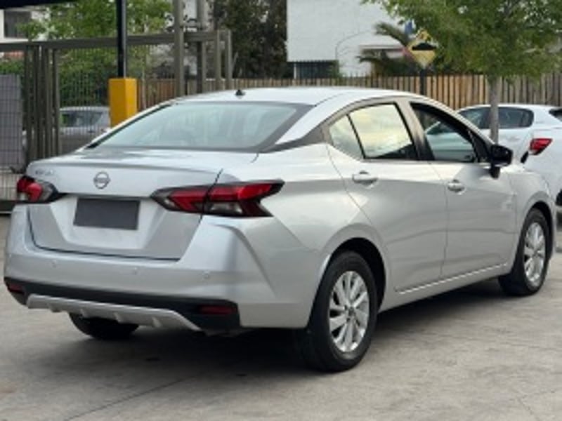Nissan Versa 2024 - Imagen 4 de 20