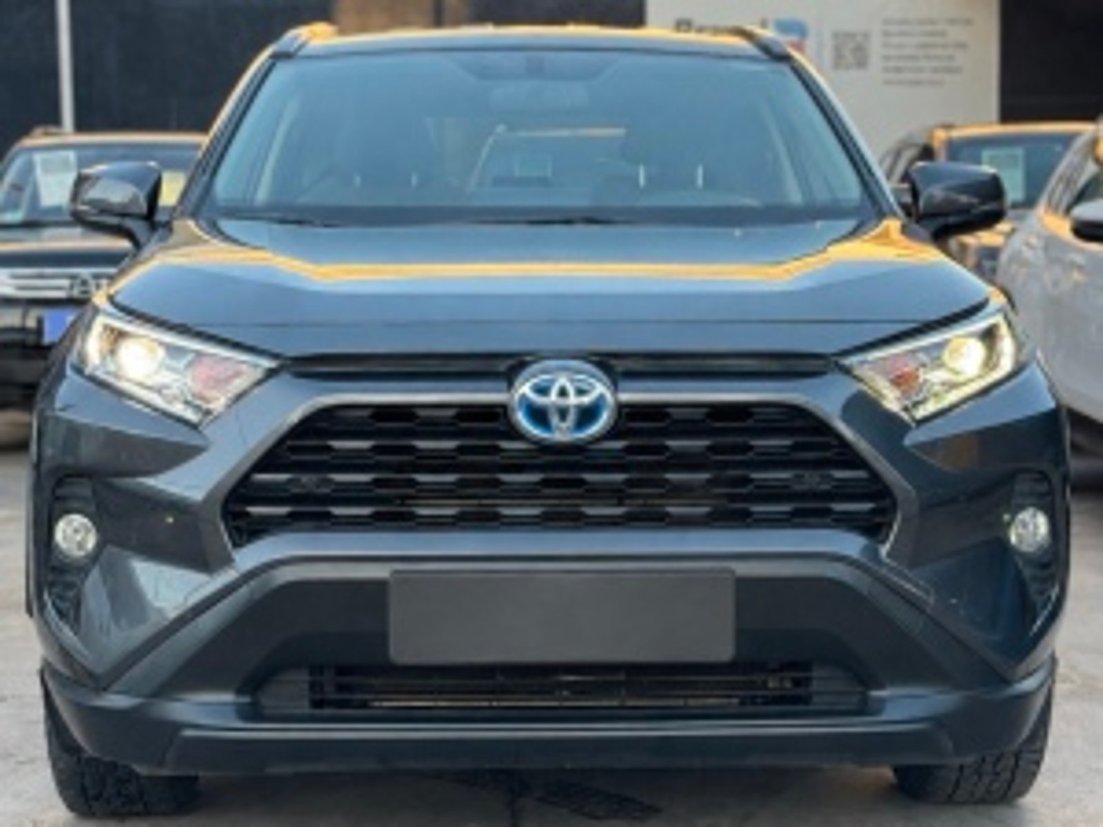 Toyota Rav4 2020 - Foto 2 de 20