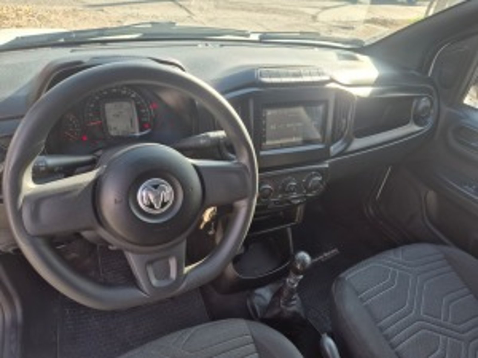 RAM VAN 700 2024 - Imagen 11 de 19