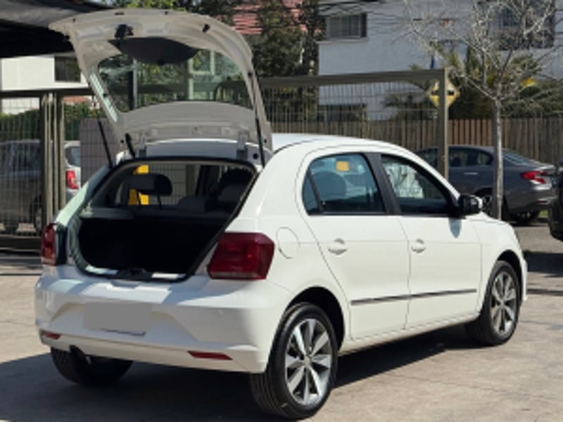 Volkswagen GOL Comfortline 1.6 2017 - Imagen 12 de 20