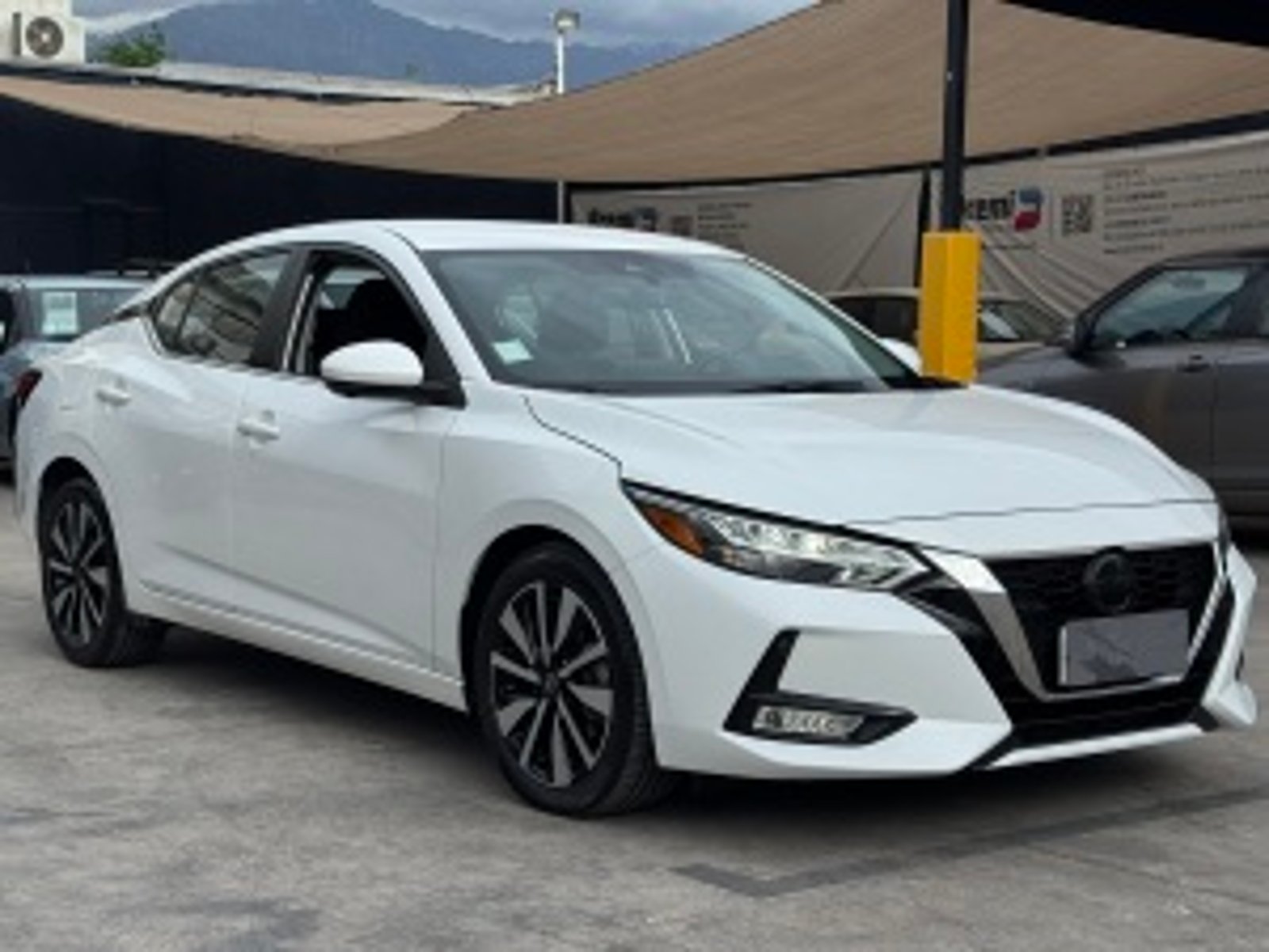 Nissan Sentra 2023 - Foto 3 de 20