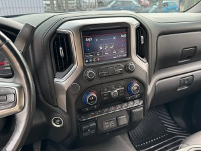 Chevrolet Silverado 2021 - Imagen 8 de 20