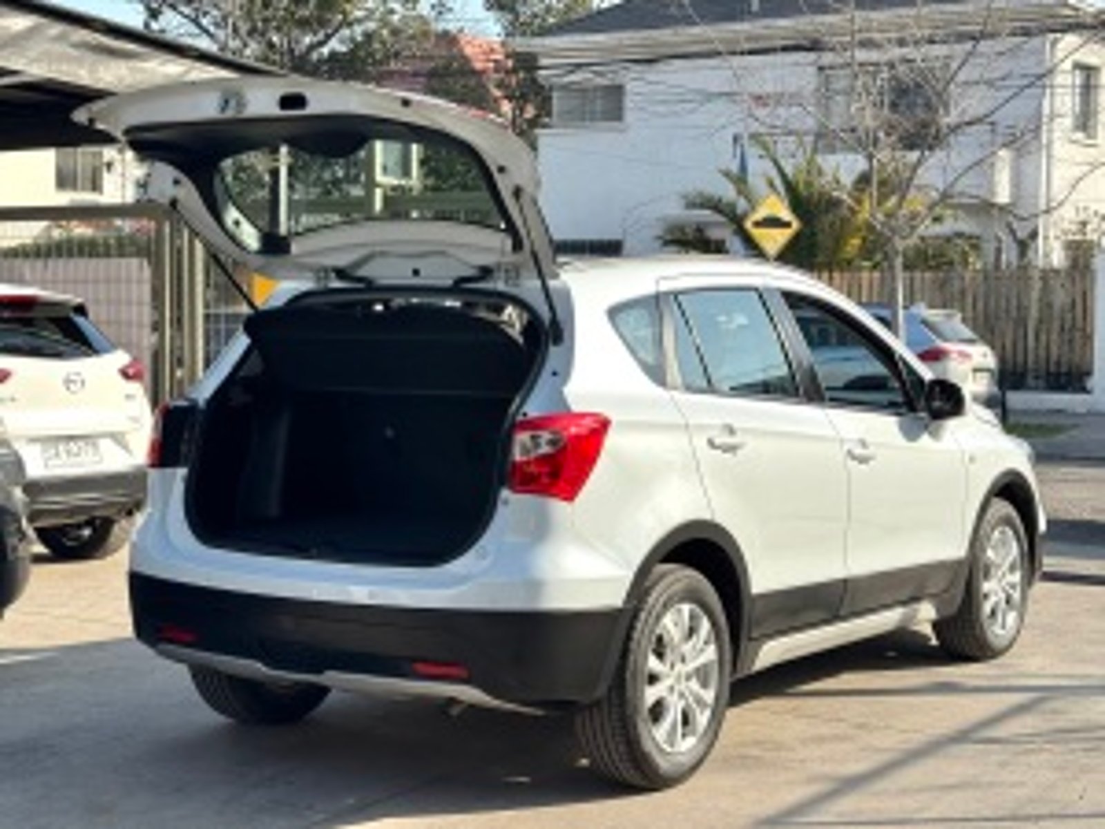 Suzuki S Cross 2019 - Imagen 8 de 20