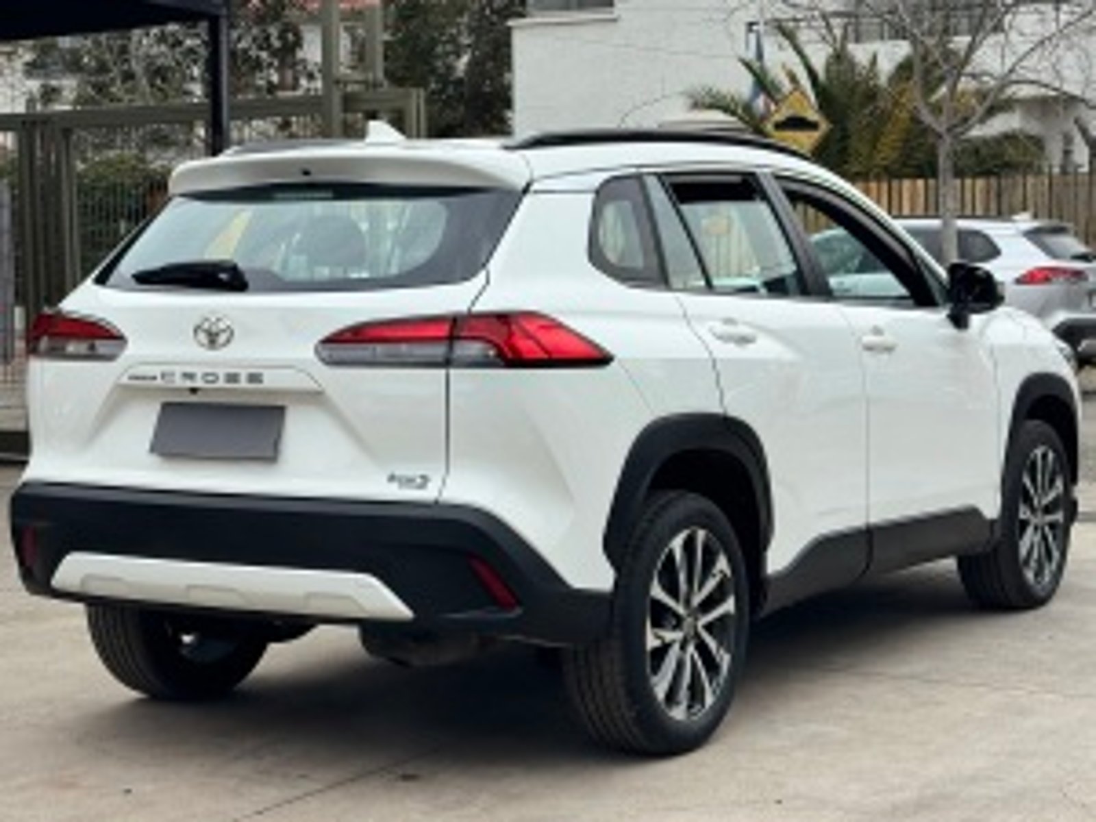 Toyota Corolla Cross 2023 - Imagen 4 de 20