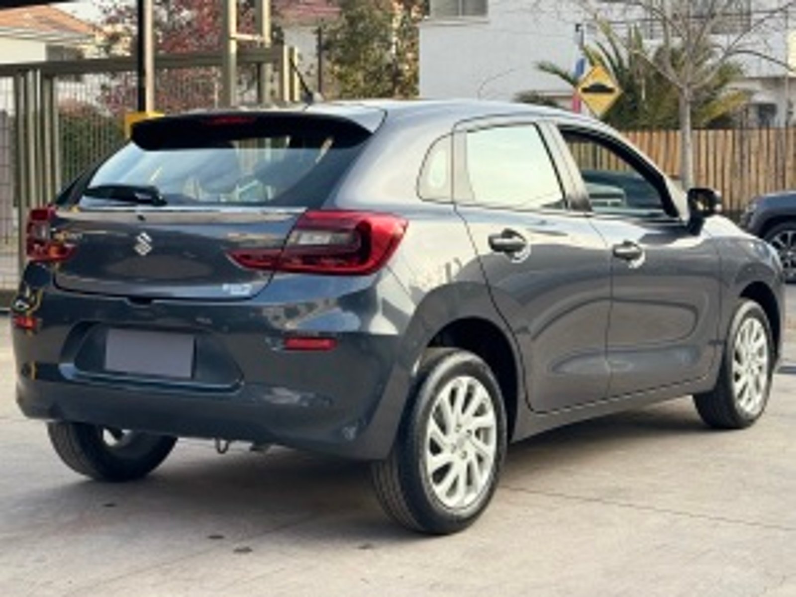 Suzuki Baleno 2024 - Imagen 4 de 20